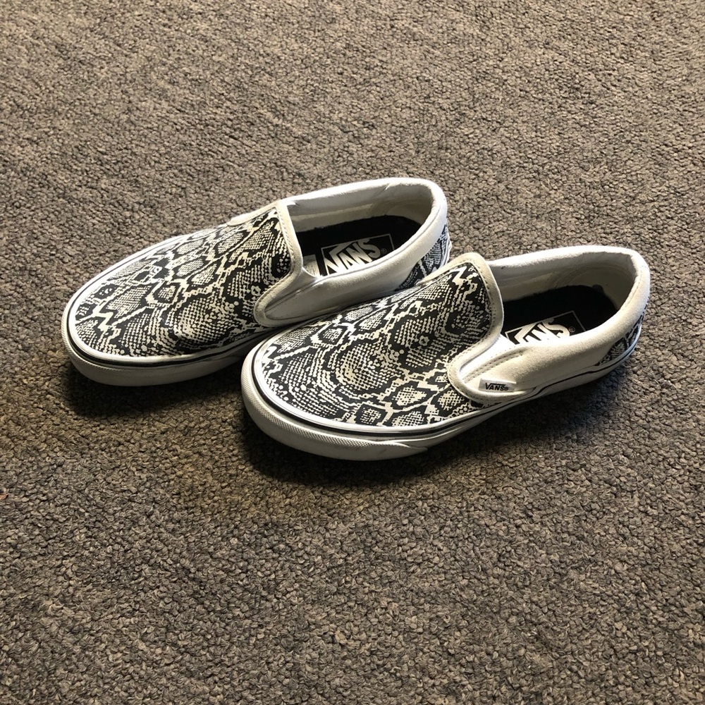 Vans - Picture 2 of 3